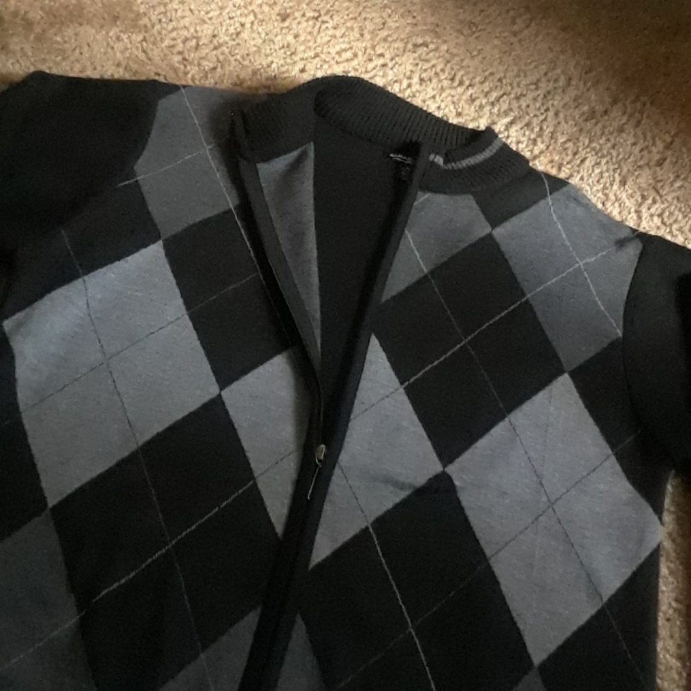 "Sahara Club"  Men"s Black Cardigan Size M
